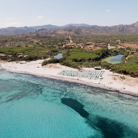 Ośrodek wypoczynkowy Nicolaus Club Torre Moresca 4*