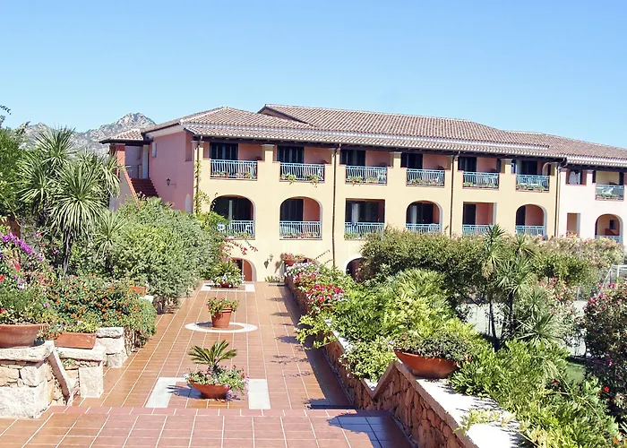 Nicolaus Club Torre Moresca 4* Orosei